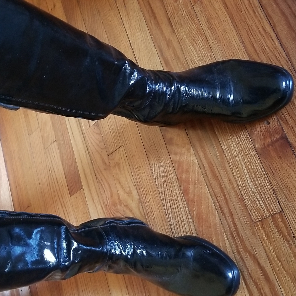 Prada patent leather boots - Picture 6 of 7